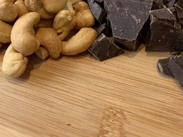 Brownie med saltede cashewnødder, billede 2