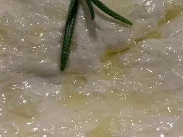 Foccasia med flagesalt og rosenmarin, billede 1
