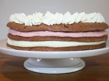 Lagkage med jordbær og hvid chokolade, billede 1